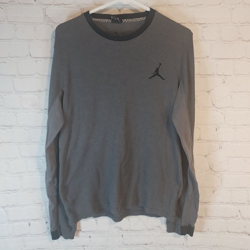 Men's Jordan longsleeve thermal shirt, size Medium